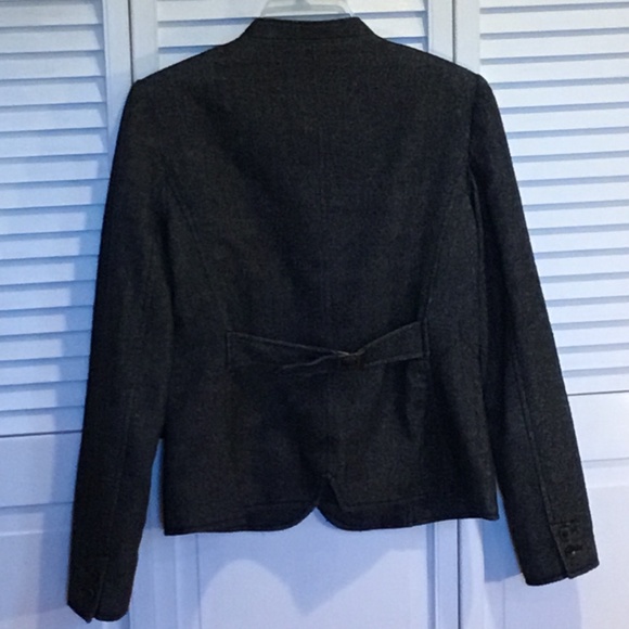 Eddie Bauer Blazer, size 6 - Picture 2 of 5